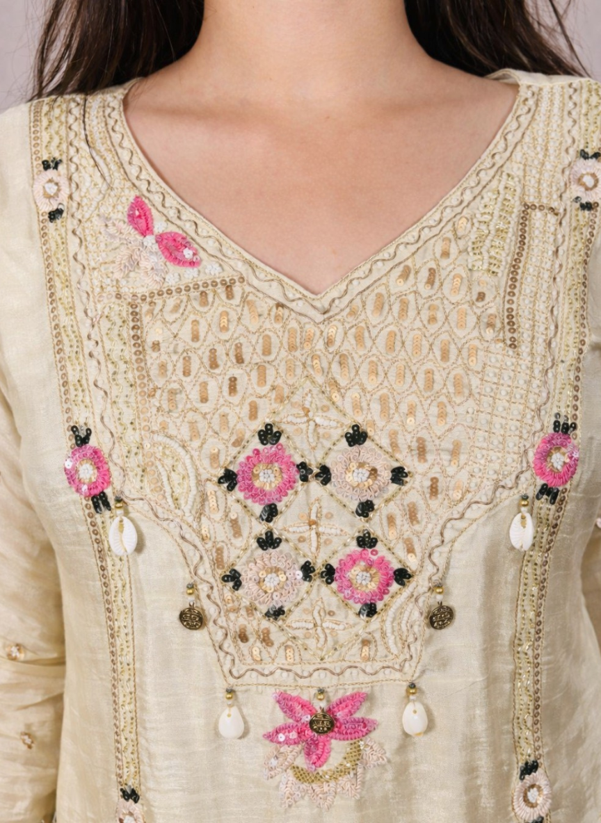 Off White Silk Heavy Dress – Occasion Wear