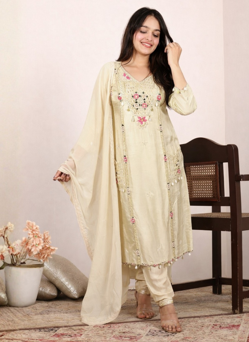 Off White Silk Heavy Dress – Occasion Wear