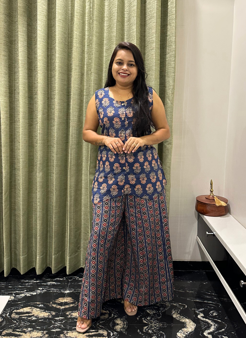 Blue sleaveless co-ord set with plazo