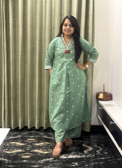 Green jamdani cotton kurti set with handcrafted detailing on neck